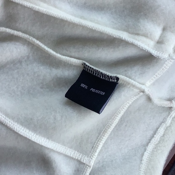 NWOT fleece off white jacket/sweater - Picture 7 of 8